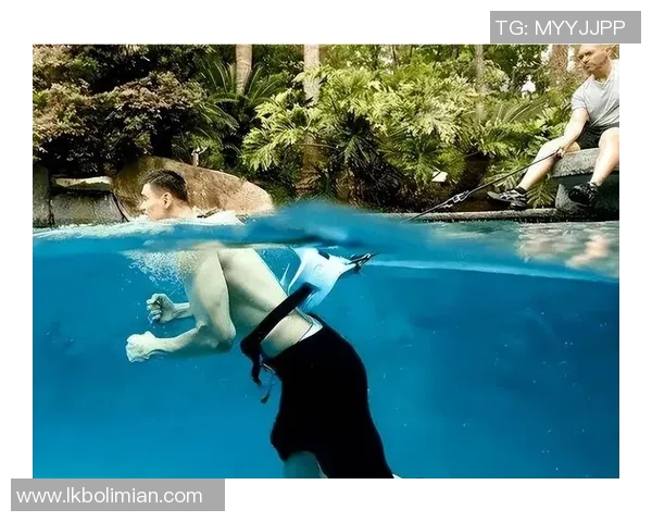 姚明与泰森的传奇对决揭秘篮球巨星如何挑战拳击王者的精彩瞬间