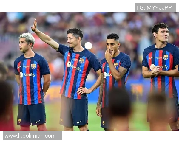 欧联杯精彩对决本菲卡强势击败巴萨点球大战引发全场狂欢