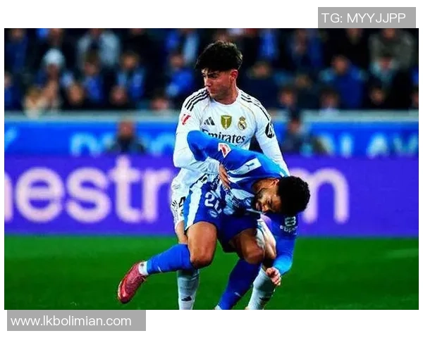 欧联杯精彩对决皇马大胜阿森纳神奇扑救引发全场热议与转会传闻 欧联杯精彩对决皇马大胜阿森纳神奇扑救引发全场热议与转会传闻